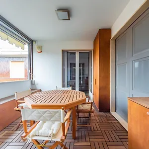 Cozy Apt - Corso Vercelli & Conciliazione M1 Appartamento